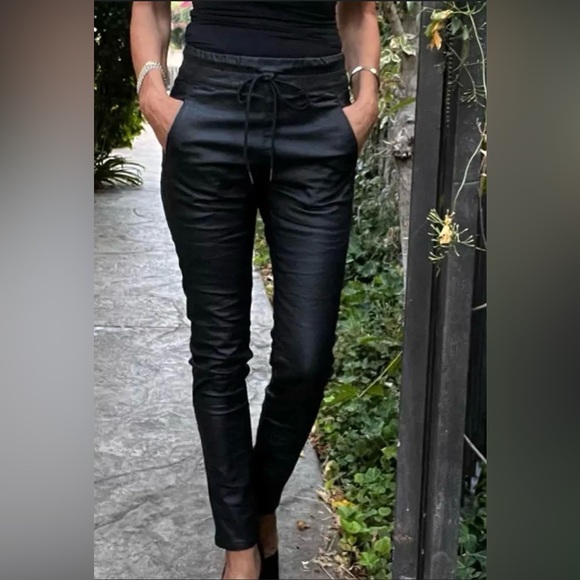 BEVY FLOG Shely Vegan Jogger, Black Original, Size 30, Luxury, Closet Staple - Picture 3 of 11